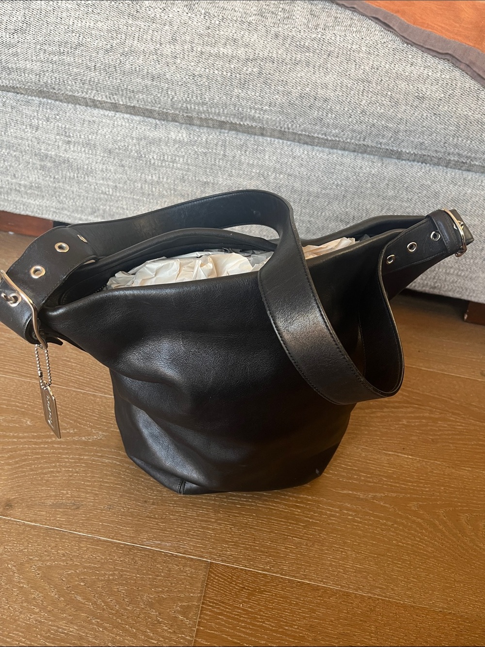 Classic And Rare Coach Black Leather Shoulder Bucket Bag 9151 EUC